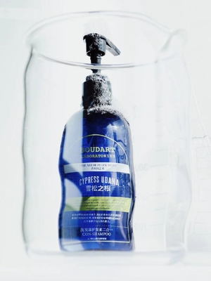 น้ํามันอีเซนเซียล แชมพูผม เครื่องบํารุงน้ําหอม กลิ่นหอม OEM Wholesale Aroma Scent