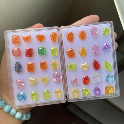 แหวนหมั้นโอวาล โมซานิต ซิรโคเนีย สีหินแสนอ่อน กลม ซินเทติก ซิรโคเนีย