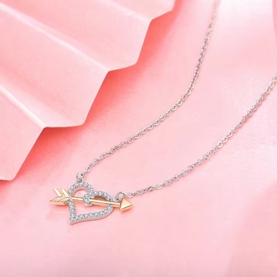 YASVITTI OEM ODM คุณภาพสูง 925 เงินสเตอร์ลิ่ง คูปิโดนคอร่า Rose ทอง Plated หัวใจลูกศร คอร่า สําหรับคนรักของขวัญ