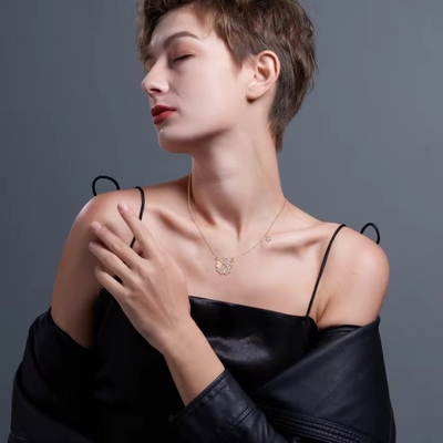YASVITTI 925 สร้อยคอเงินสเตอร์ลิง หญิง ดาว Charms สร้อยอัญมณีสวยงาม รูปดอกไม้ 14K Rose Gold Plated Heart Necklace