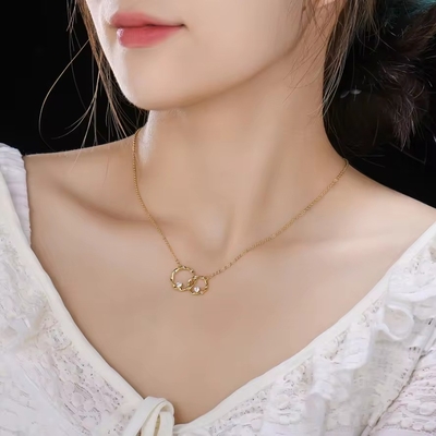 YASVITTI 14K ทองเหลือง Plated Interlocking Circle หัวใจ Cubic Zirconia Pendant Necklace 925 เหรียญสตอร์ลิงเงินเครื่องประดับ