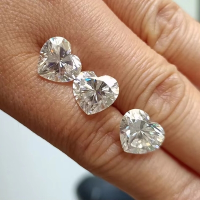 ขายปลีก Moissanite พระเครื่องเพชร 1ct รูปทรงหัวใจสําหรับแหวน