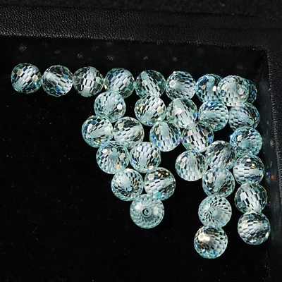 วัสดุเพชร สินค้าสังเคราะห์ห้องปฏิบัติการ สร้างเหรียญ Moissanite สีฟ้ากลมสําหรับการทําเครื่องประดับ