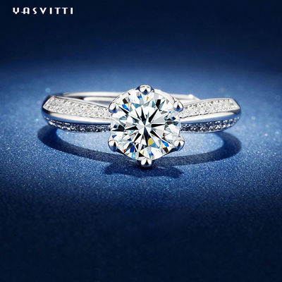 0.07oz 0.57in แหวนศรัทธาเงินแท้ ODM Round Cubic Zirconia Ring