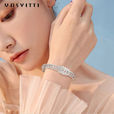 วงกลม 5.8 ซม. 23g สร้อยข้อมือคริสตัลสีเงิน สร้อยข้อมือกำไลข้อมือคริสตัลโรเดียม Boho SGS