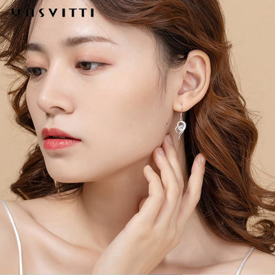 0.16 ออนซ์ 31x11 มม. ต่างหูห้อยหัวใจสีเงิน 5A CZ ต่างหูเพทายสีฟ้า
