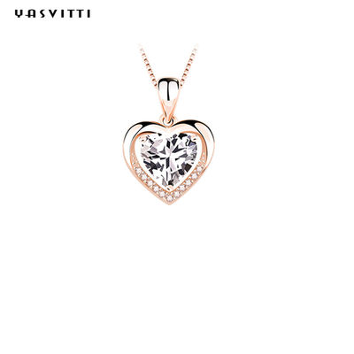 0.69ft 0.7oz สร้อยคอจี้หัวใจสีเงินคู่หมั้น Cubic Zirconia Necklace