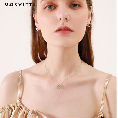 2g คู่หมั้น 18k สร้อยคอจี้เงินแท้ Cubic Zirconia สร้อยคอ 1.64ft