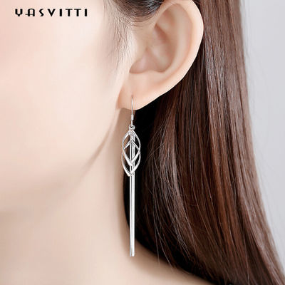 7.5x1.1cm 3.5g ต่างหูสไตล์โบฮีเมียน OEM Valentine Gold ต่างหู Hooks