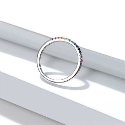 21.1mm 1.2g แหวนเครื่องประดับเงินสเตอร์ลิง ODM ปราศจากสารตะกั่วแหวนสีรุ้ง