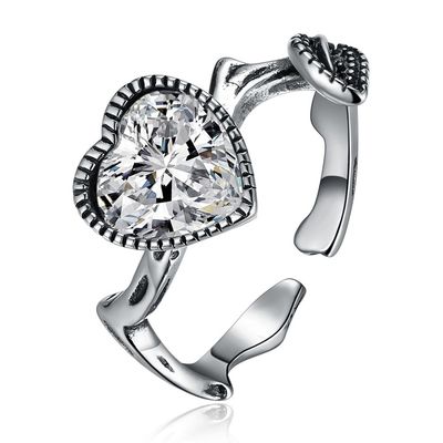 แหวน Moissanite ทองคำขาว 18K กำหนดเองแหวนเพชรเงินแท้