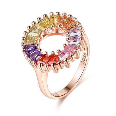 14.1mm 3.4g แหวนหมั้นเพทายผู้หญิงสำเร็จการศึกษา Rose Gold Vermeil Ring