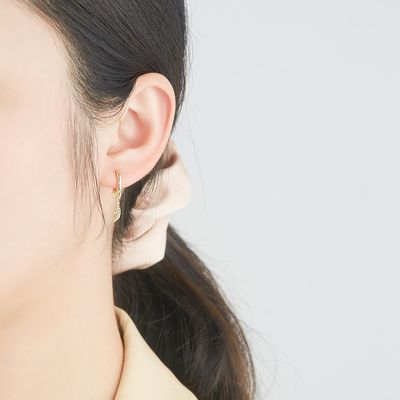 0.67in 2.2g ชุดเครื่องประดับเงินแท้ Platinum Plated CZ Silver Needle Earrings
