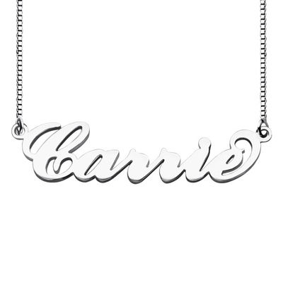 โซ่ 55 ซม. 0.07 ออนซ์สร้อยคอเงินแบบกำหนดเอง 18K gold Carrie Style Name Necklace